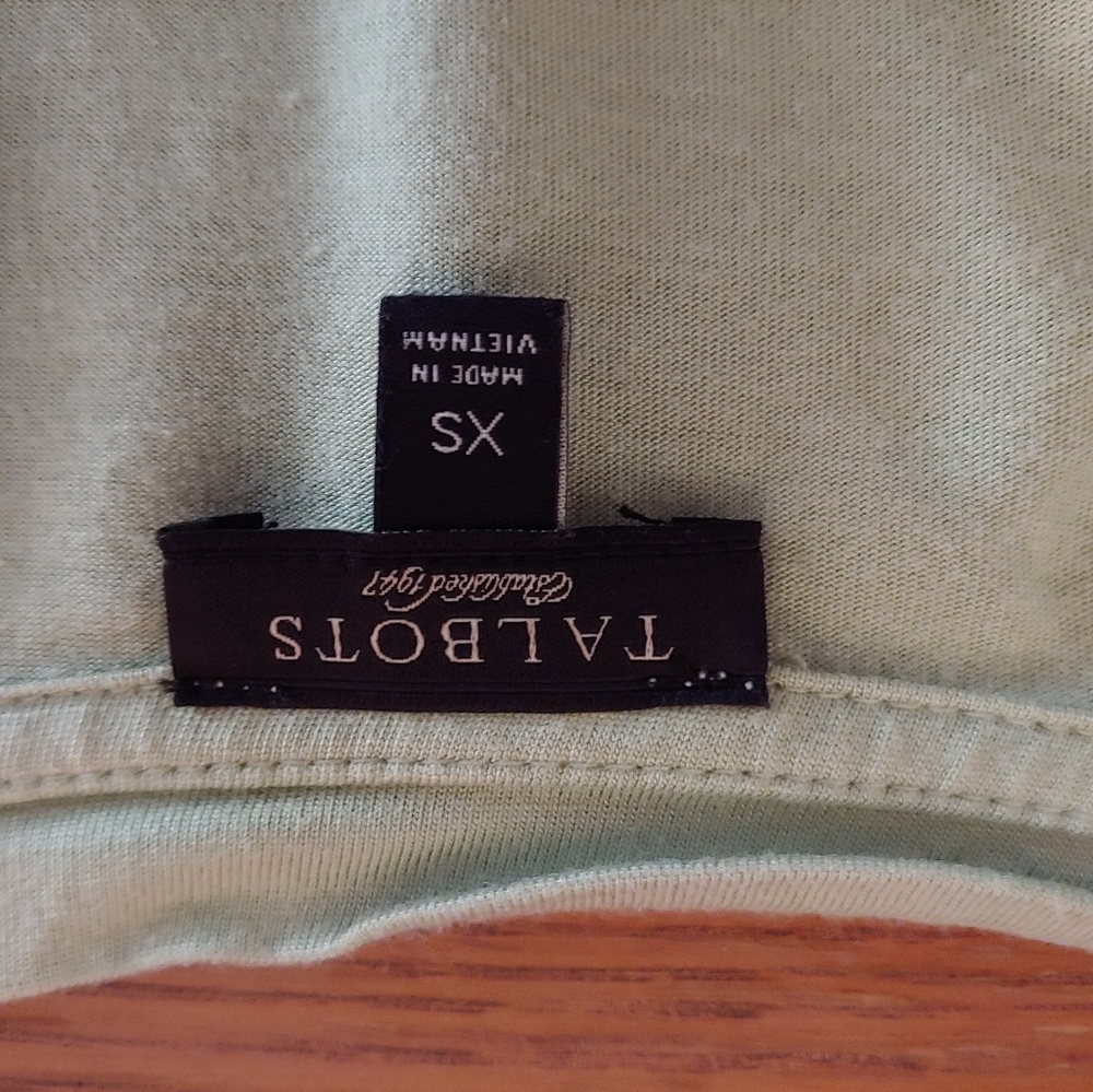 🌺Talbots Tank Top🌺 - Picture 4 of 5